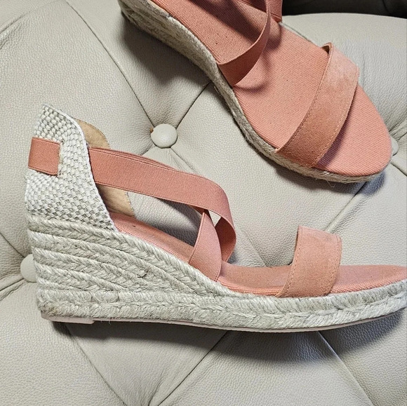 Maypol Spain  Genuine Leather Suede Upper Coral Terracotta Wedges Sandals size 9 - Picture 2 of 6